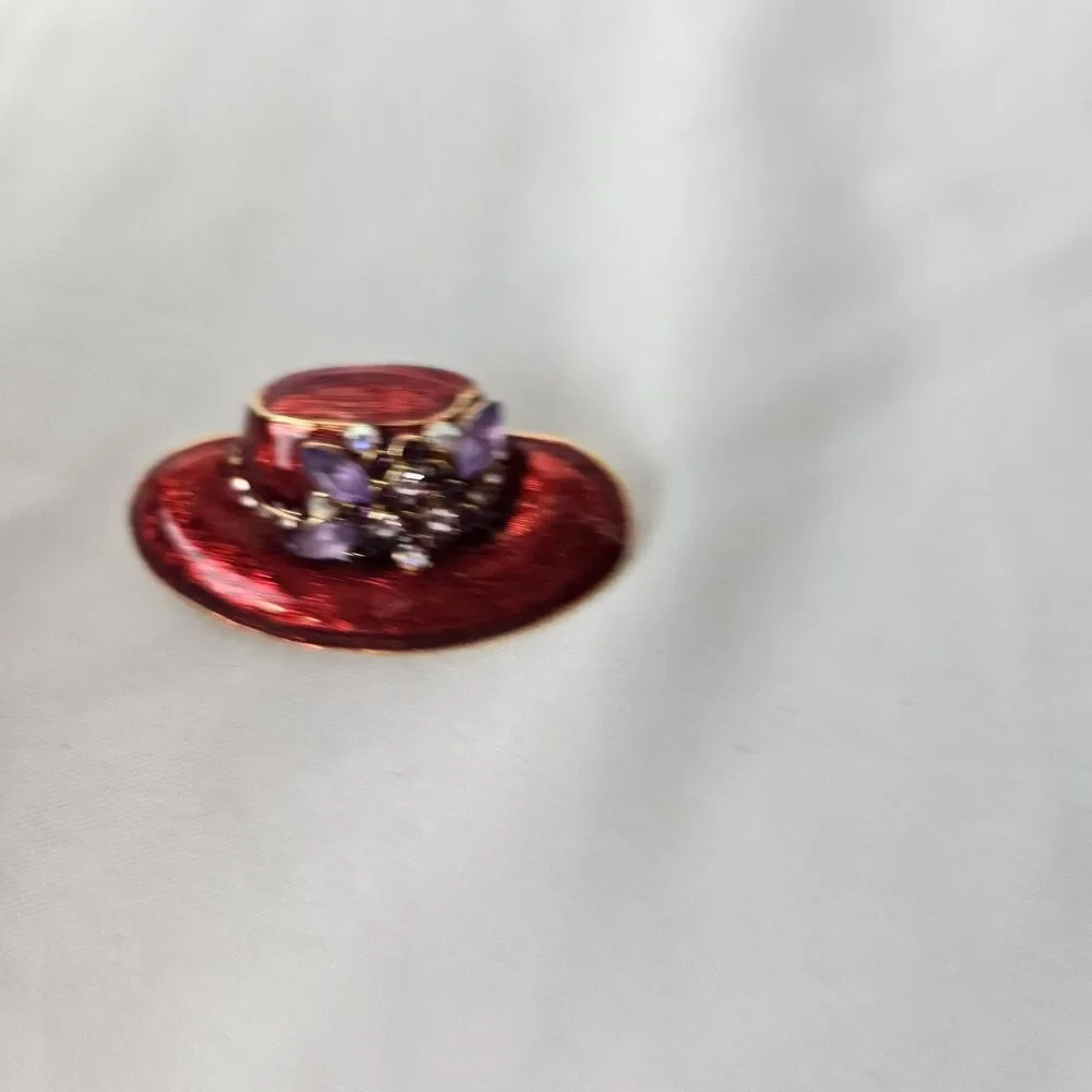 Red Hat Enameled Jeweled Trinket Treasure Box Lady's Trinket Ring/Earring Box